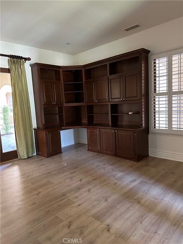 25351 MUSTANG Drive, Laguna Hills, CA 92653