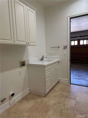 25351 MUSTANG Drive, Laguna Hills, CA 92653