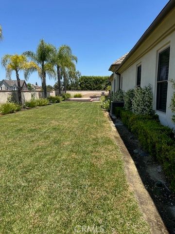25351 MUSTANG Drive, Laguna Hills, CA 92653