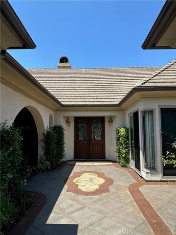 25351 MUSTANG Drive, Laguna Hills, CA 92653