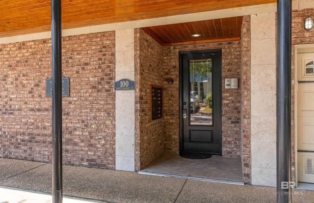 100 N Bancroft Street B-1, Fairhope, AL 36532