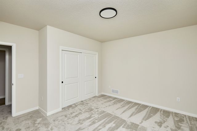 9922 Watermeadow Circle, Johnston, IA 50131