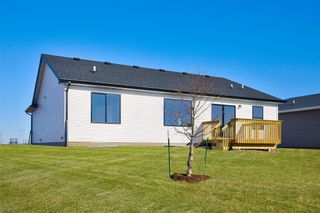 9922 Watermeadow Circle, Johnston, IA 50131