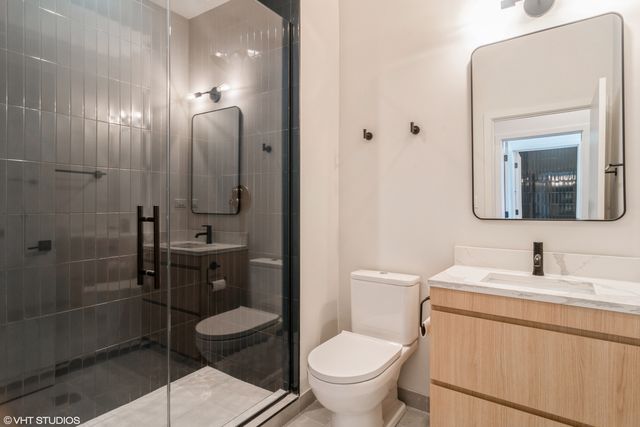 1775 N Clybourn Avenue 202, Chicago, IL 60614