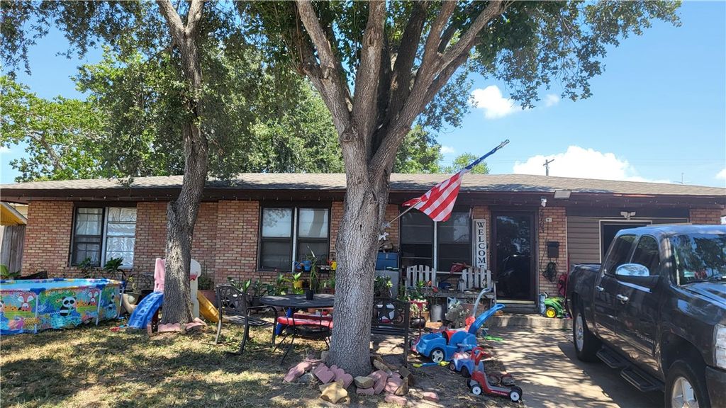 5703 Kerry Dr, Corpus Christi, TX 78413