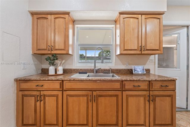 16110 NW 28th Pl, Miami Gardens, FL 33054