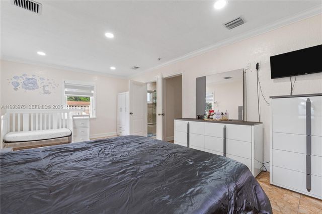 16110 NW 28th Pl, Miami Gardens, FL 33054