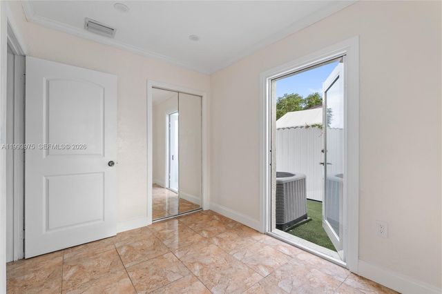 16110 NW 28th Pl, Miami Gardens, FL 33054