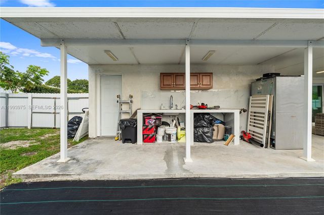 16110 NW 28th Pl, Miami Gardens, FL 33054