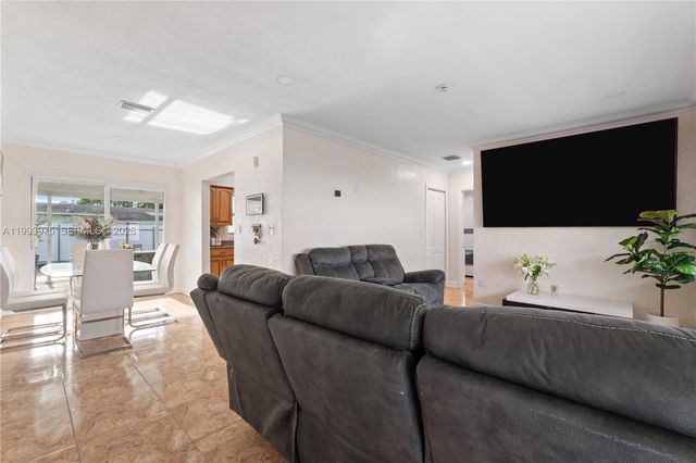 16110 NW 28th Pl, Miami Gardens, FL 33054