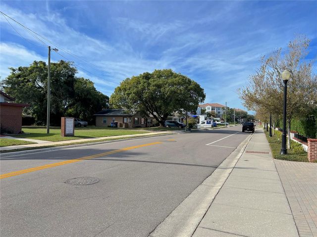 786 W CANTON AVENUE, Winter Park, FL 32789