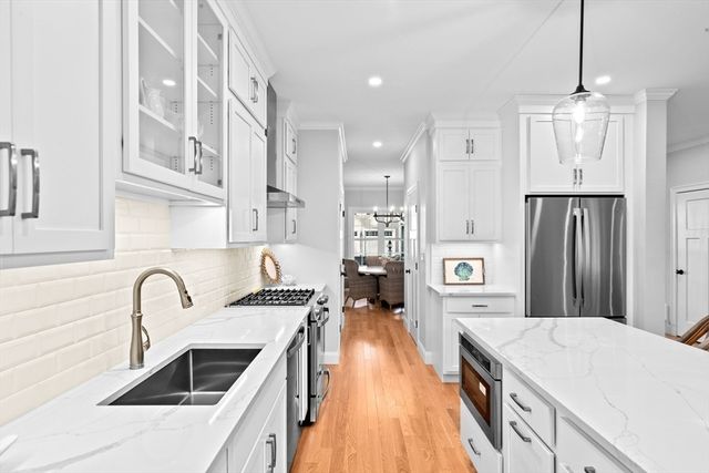 6 Preservation Way, Plymouth, MA 02360