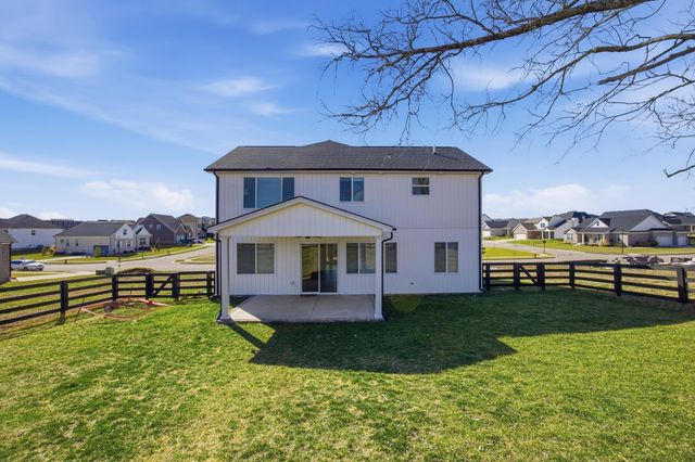 804 Shelburne Way, Nicholasville, KY 40356