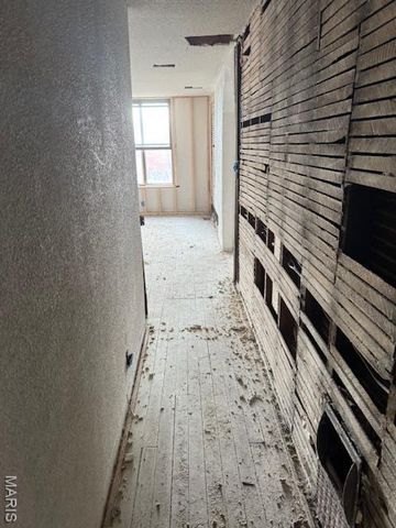 5735 Page Boulevard, St Louis, MO 63112