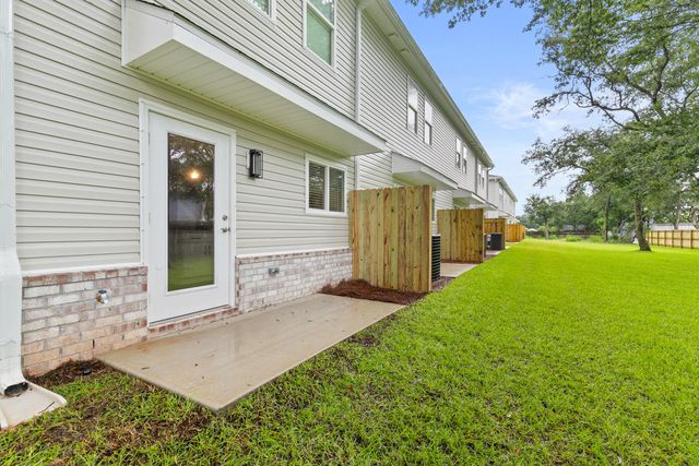 Lot 10 Kenzie Lane, Fort Walton Beach, FL 32547