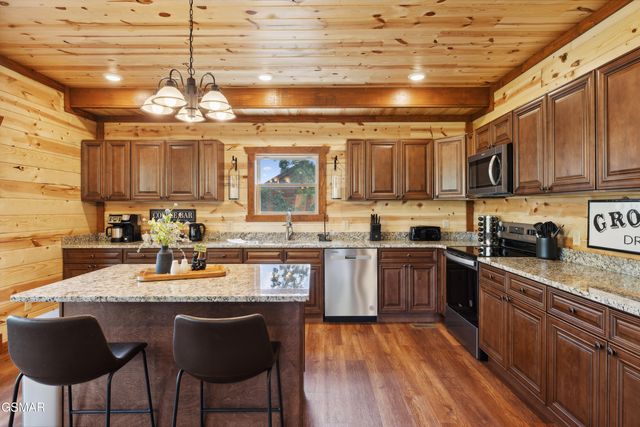 782 Bethlehem Way, Sevierville, TN 37876