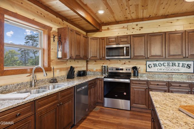 782 Bethlehem Way, Sevierville, TN 37876