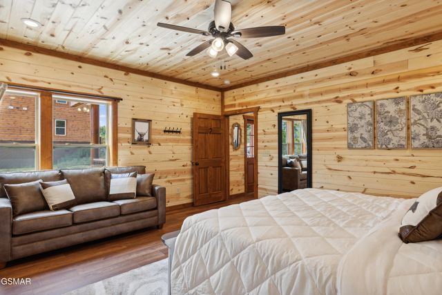 782 Bethlehem Way, Sevierville, TN 37876