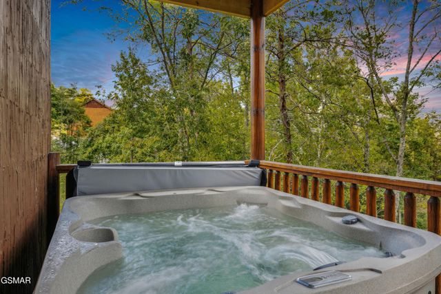 782 Bethlehem Way, Sevierville, TN 37876