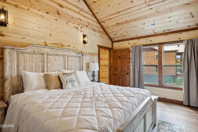 782 Bethlehem Way, Sevierville, TN 37876