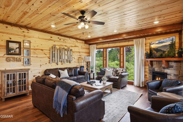 782 Bethlehem Way, Sevierville, TN 37876