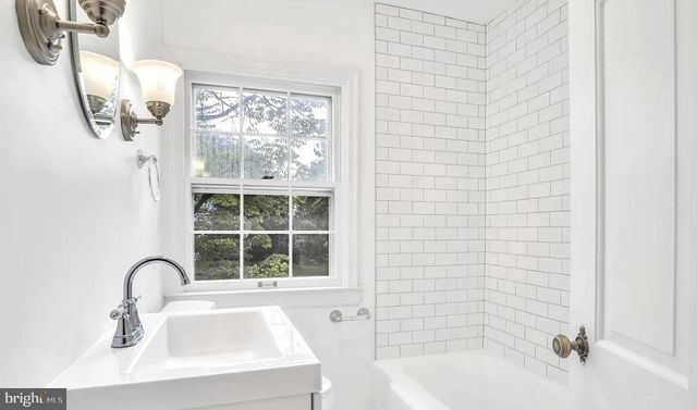 2821 RATHTON RD, Camp Hill, PA 17011