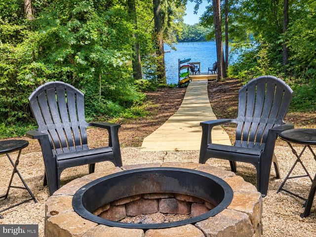 431 SEAGULL LN, Lusby, MD 20657