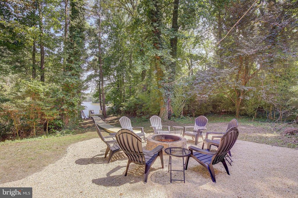 Image 44 of property listing at 431 SEAGULL LN, Lusby, MD 20657
