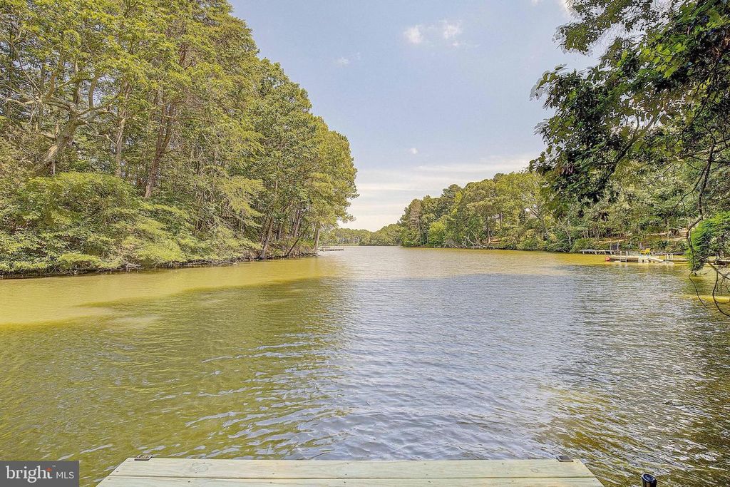 Image 48 of property listing at 431 SEAGULL LN, Lusby, MD 20657