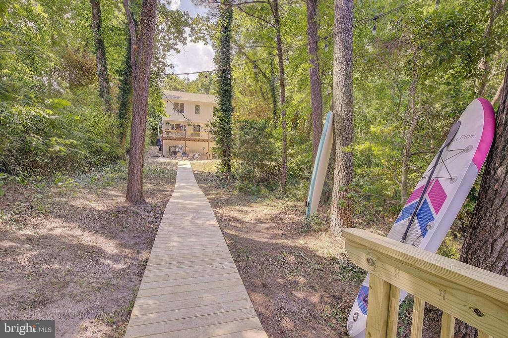 Image 50 of property listing at 431 SEAGULL LN, Lusby, MD 20657