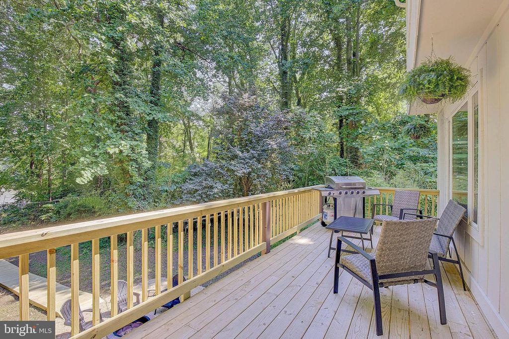 Image 56 of property listing at 431 SEAGULL LN, Lusby, MD 20657