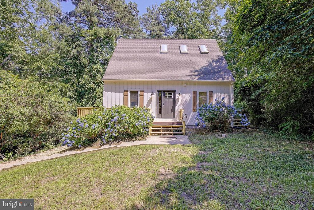 Image 59 of property listing at 431 SEAGULL LN, Lusby, MD 20657