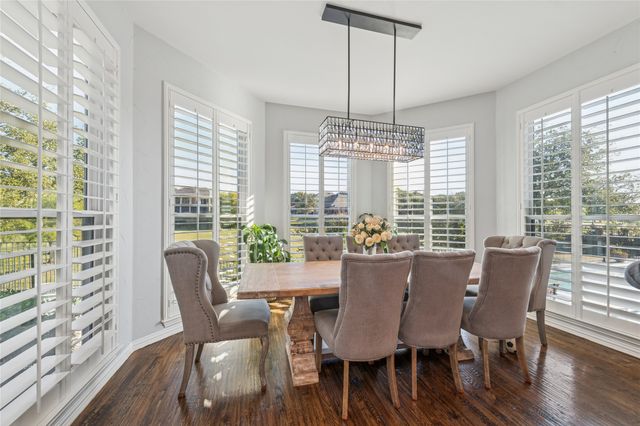 2206 Clearspring Drive N, Irving, TX 75063