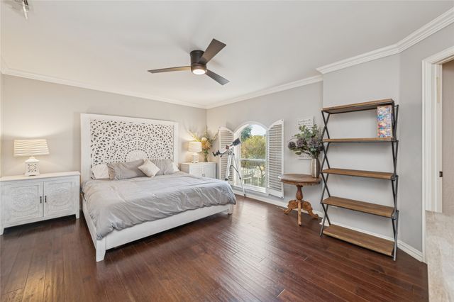 2206 Clearspring Drive N, Irving, TX 75063