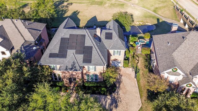 2206 Clearspring Drive N, Irving, TX 75063