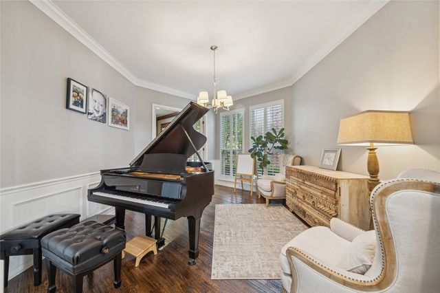 2206 Clearspring Drive N, Irving, TX 75063