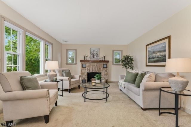 239 Quakertown Rd, Franklin Twp., NJ 08867
