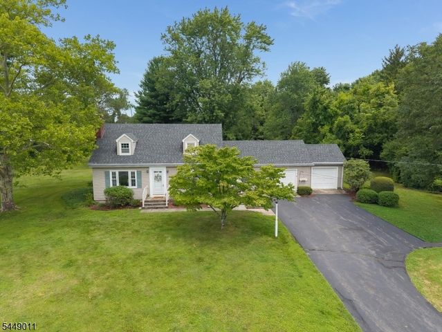 239 Quakertown Rd, Franklin Twp., NJ 08867