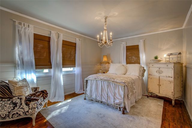 697 Tawakoni Drive, East Tawakoni, TX 75472