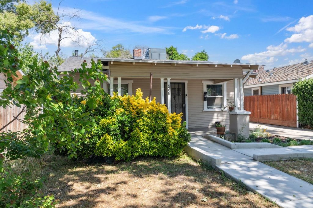 Image 1 of property listing at 1568 N Glenn Avenue, Fresno, CA 93728