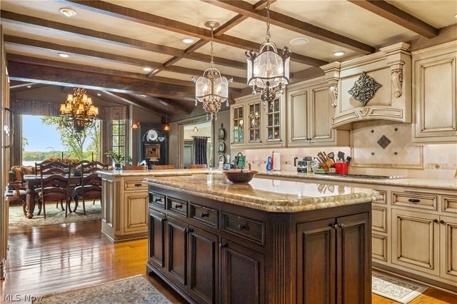 3089 Silver Lake Boulevard, Silver Lake, OH 44224