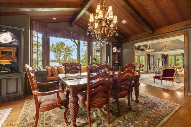 3089 Silver Lake Boulevard, Silver Lake, OH 44224