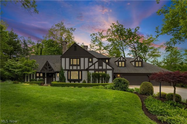 3089 Silver Lake Boulevard, Silver Lake, OH 44224