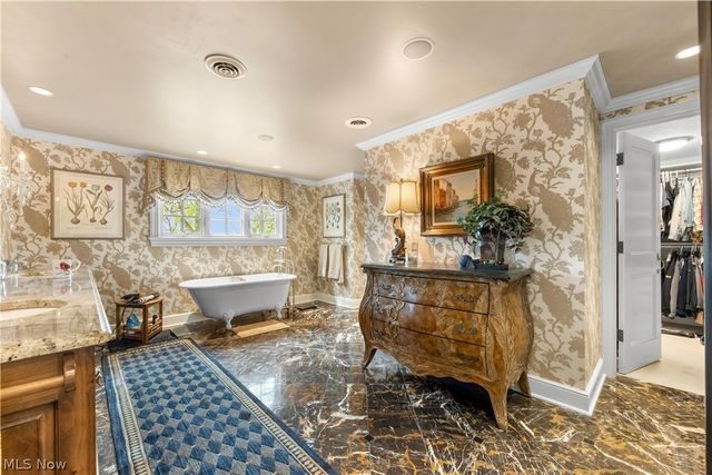 3089 Silver Lake Boulevard, Silver Lake, OH 44224