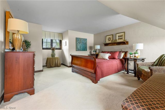 3089 Silver Lake Boulevard, Silver Lake, OH 44224