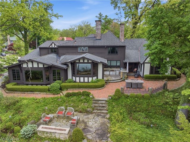 3089 Silver Lake Boulevard, Silver Lake, OH 44224