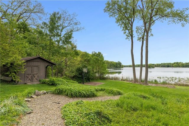 3089 Silver Lake Boulevard, Silver Lake, OH 44224