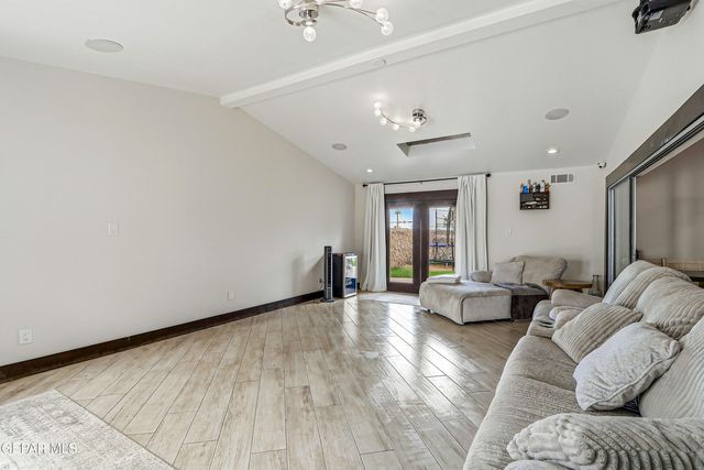 10101 WOODWAY Drive, El Paso, TX 79925