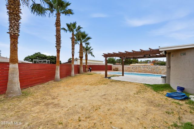 10101 WOODWAY Drive, El Paso, TX 79925