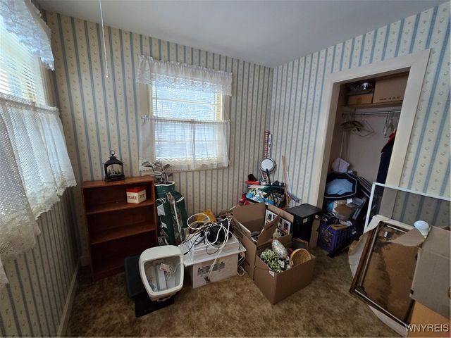 430 East Oak Orchard Street, Shelby, NY 14103